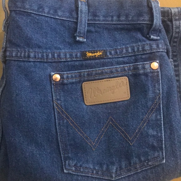 Wrangler Other - Old School Wrangler Jeans 36x30 W pocket